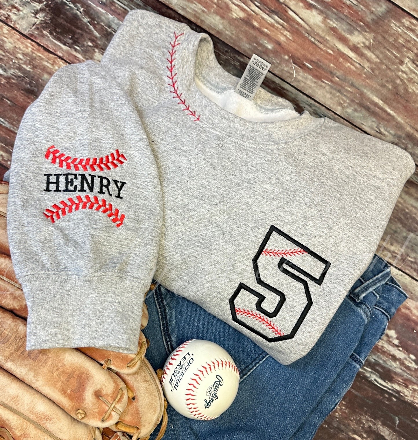 Baseball Gildan Sweatshirt